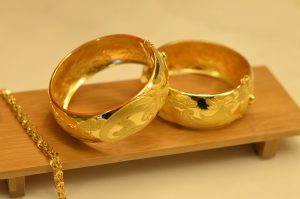 gold rings